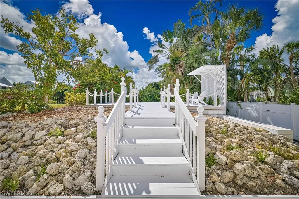 16763 Seagull Bay Court Bokeelia FL 33922