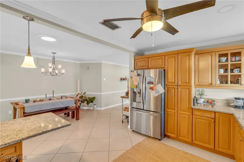 726 109th Avenue N Naples FL 34108