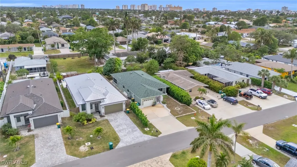 726 109th Avenue N Naples FL 34108