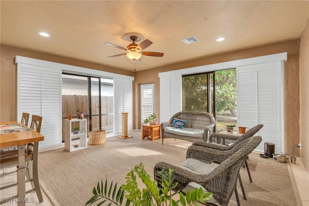 726 109th Avenue N Naples FL 34108