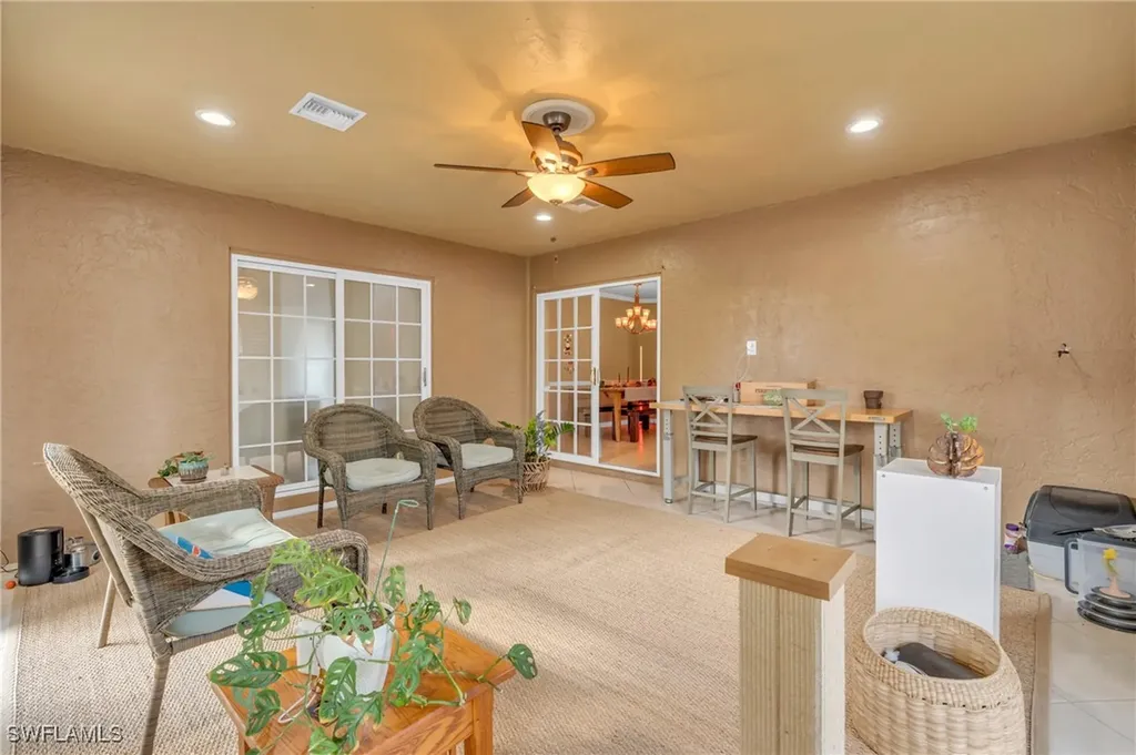 726 109th Avenue N Naples FL 34108