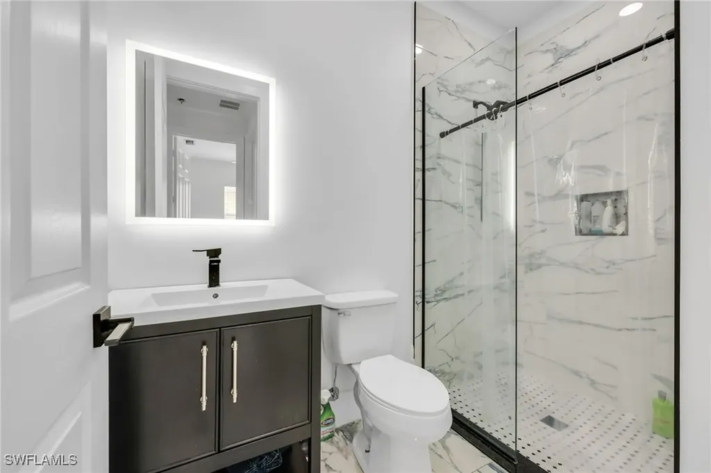 6514 Marbella Drive Naples FL 34105