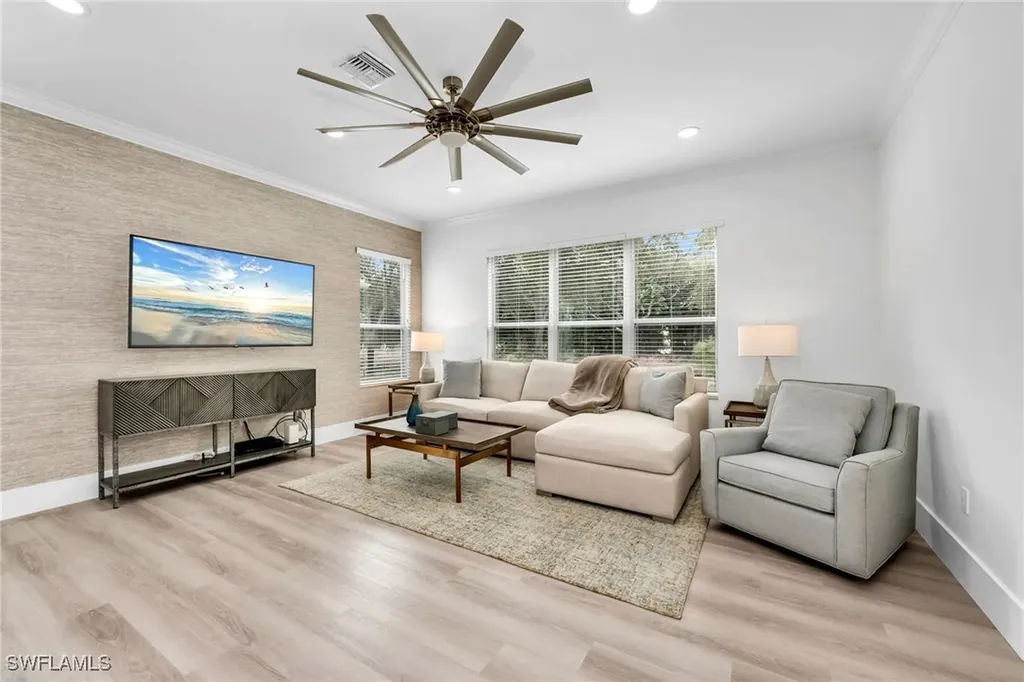 6514 Marbella Drive Naples FL 34105