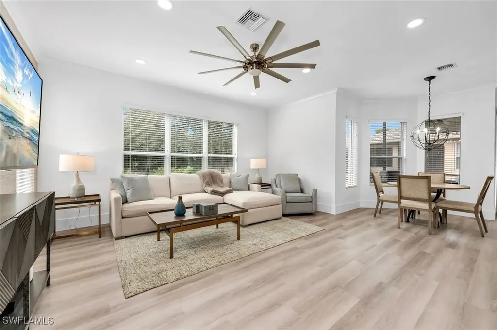 6514 Marbella Drive Naples FL 34105