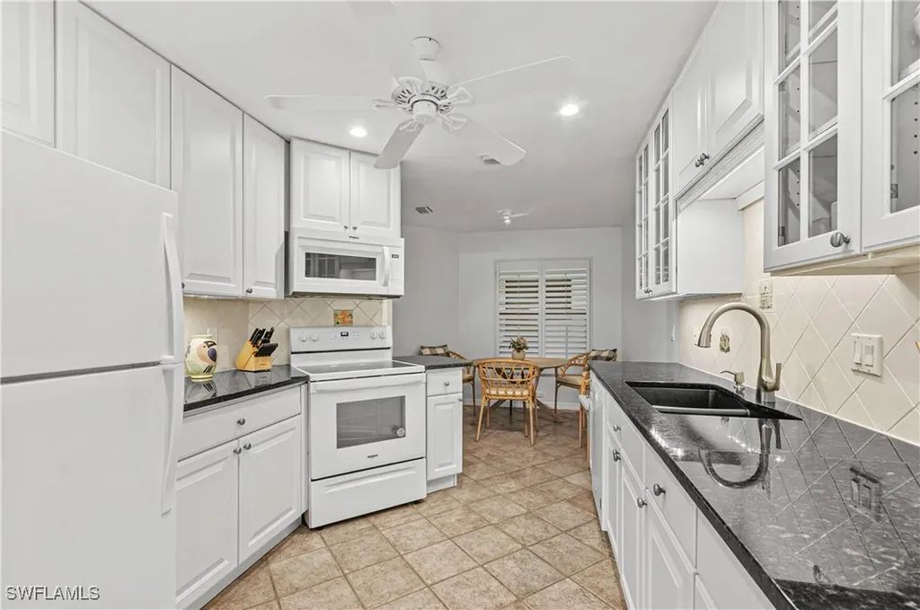 802 10th Avenue S Naples FL 34102