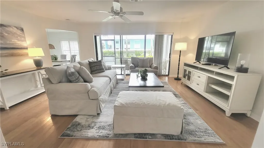 802 10th Avenue S Naples FL 34102
