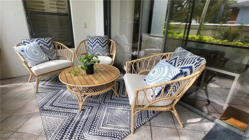 802 10th Avenue S Naples FL 34102