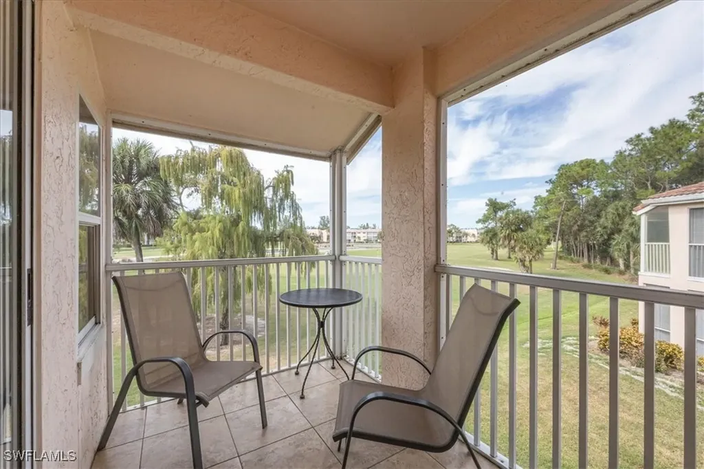 940 Woodshire Lane Naples FL 34105