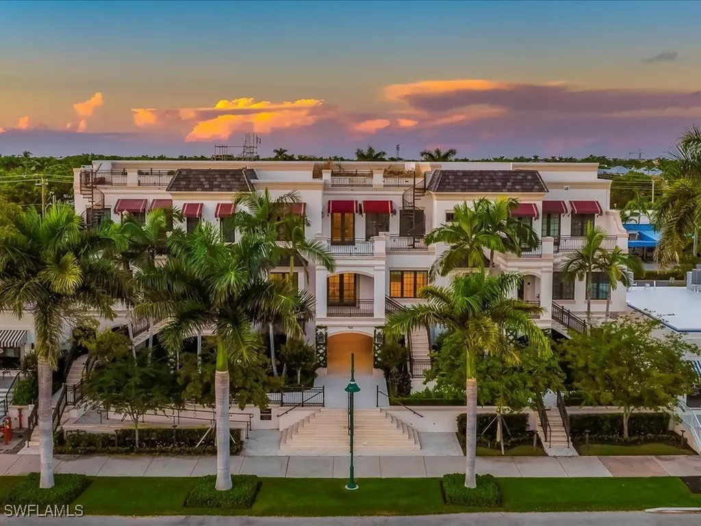 745 12th Avenue S Naples FL 34102