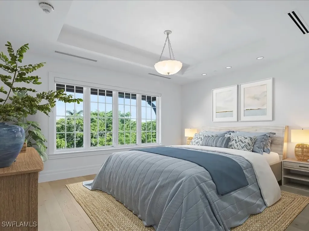 745 12th Avenue S Naples FL 34102