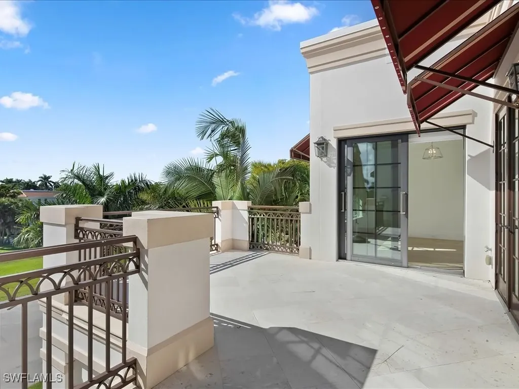 745 12th Avenue S Naples FL 34102