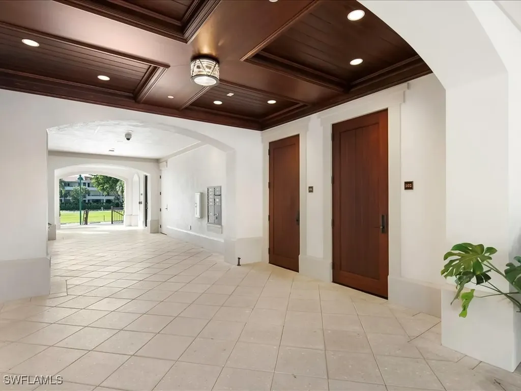 745 12th Avenue S Naples FL 34102