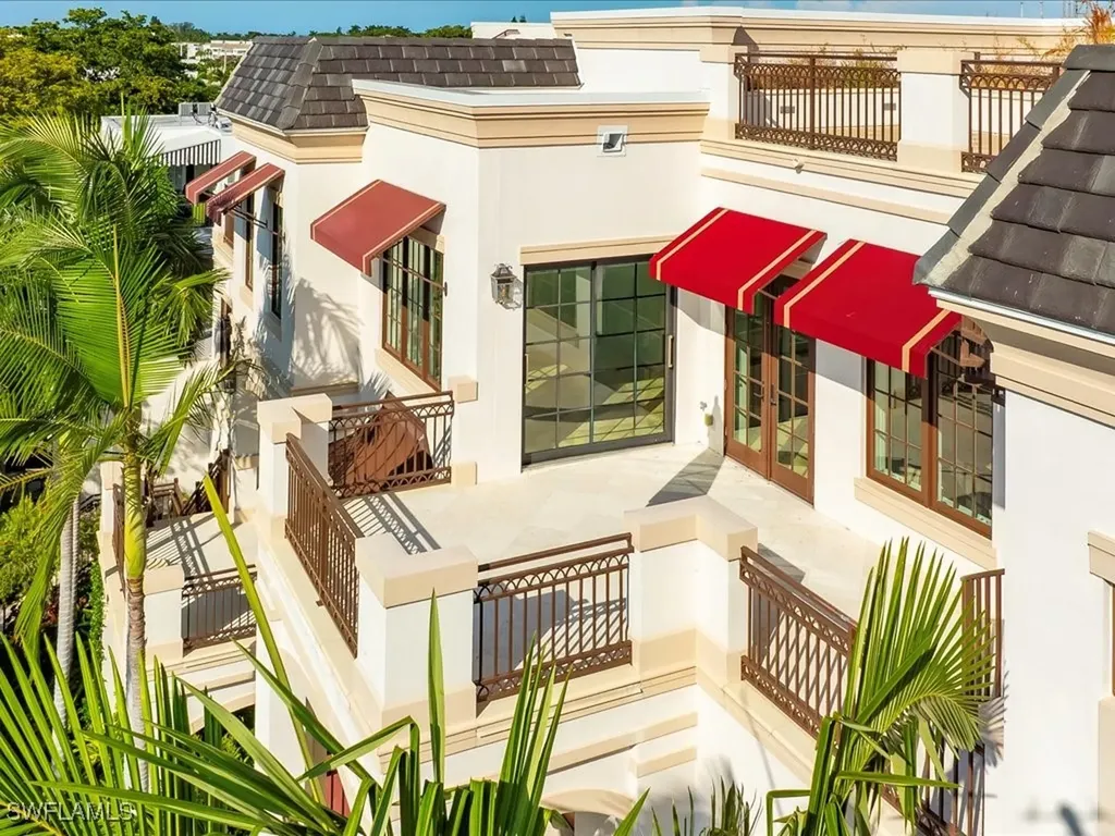 745 12th Avenue S Naples FL 34102
