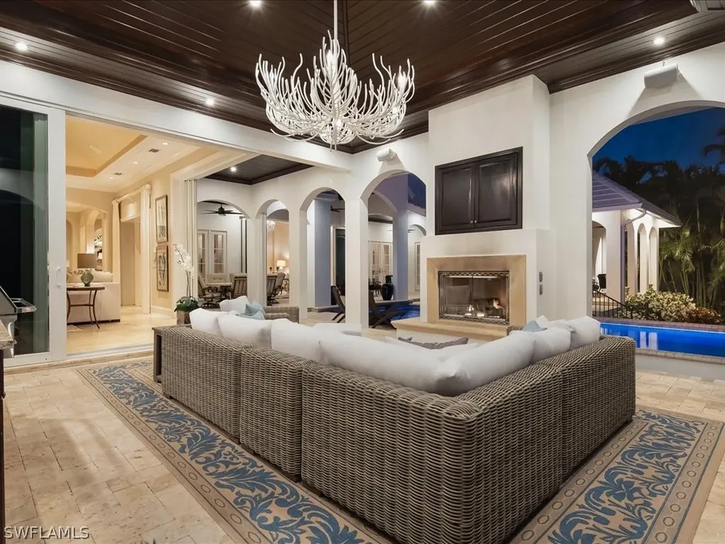 1750 4th Street S Naples FL 34102