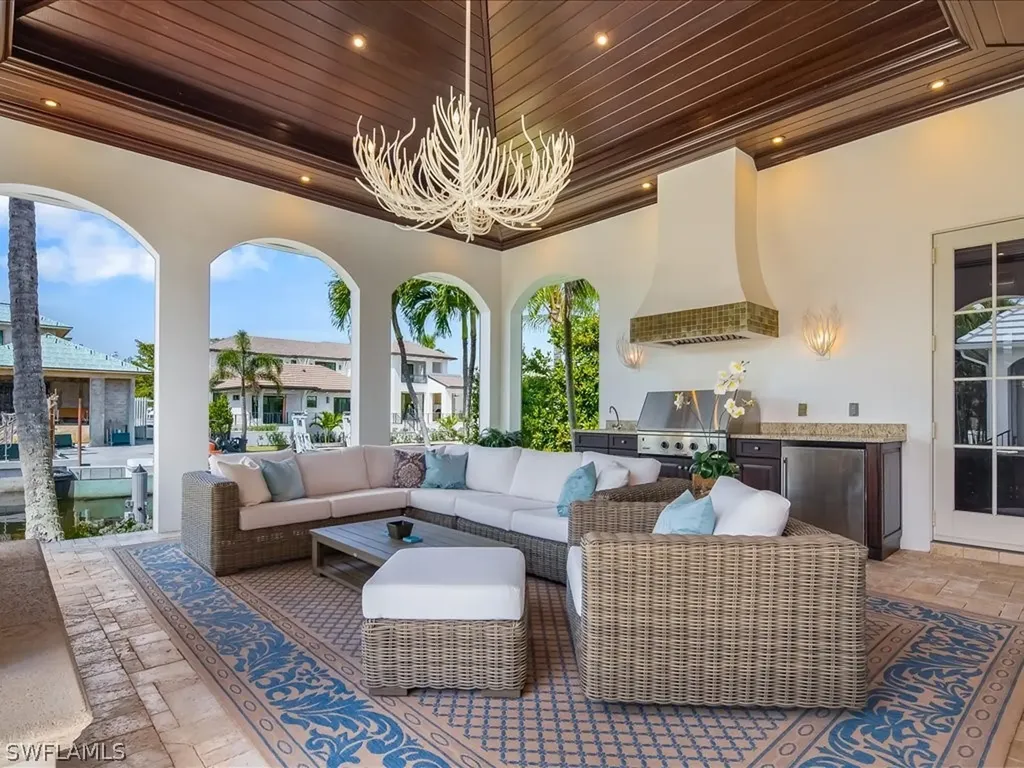 1750 4th Street S Naples FL 34102