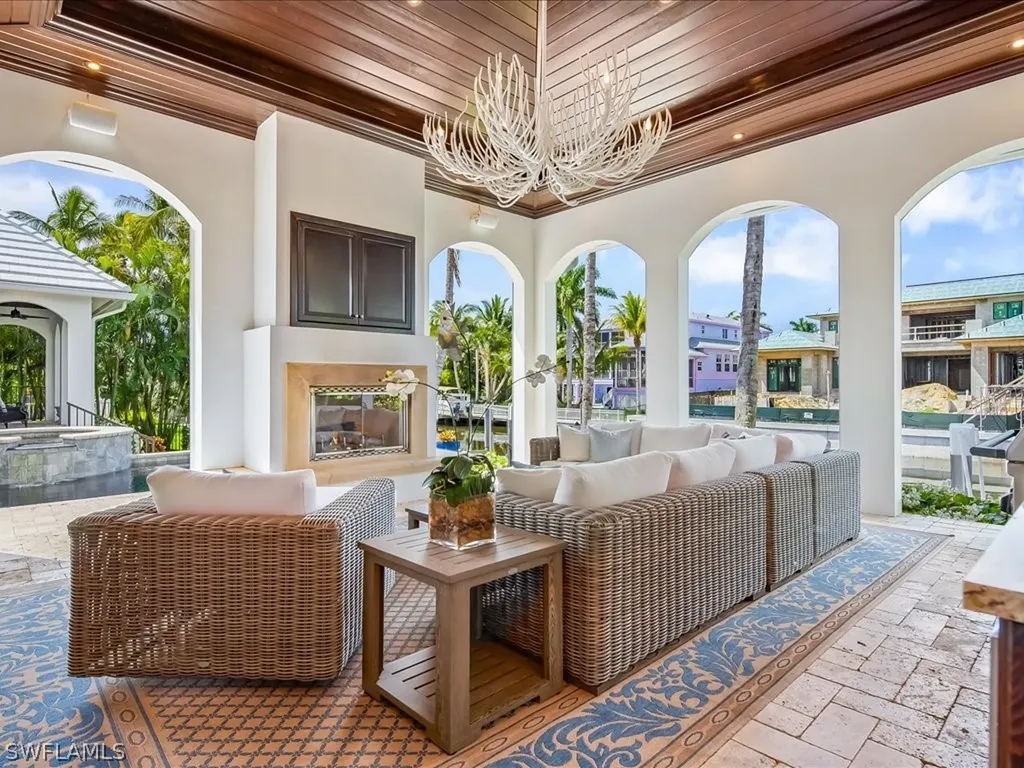 1750 4th Street S Naples FL 34102