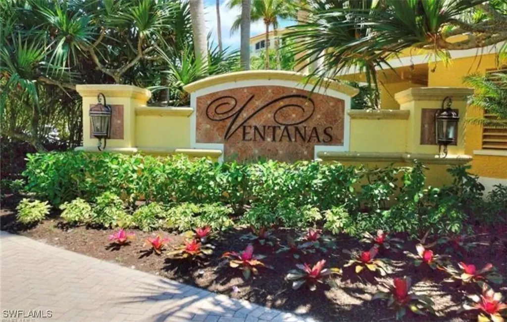 2738 Tiburon Boulevard E Naples FL 34109