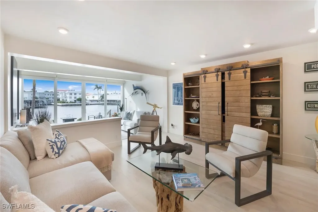800 River Point Drive Naples FL 34102