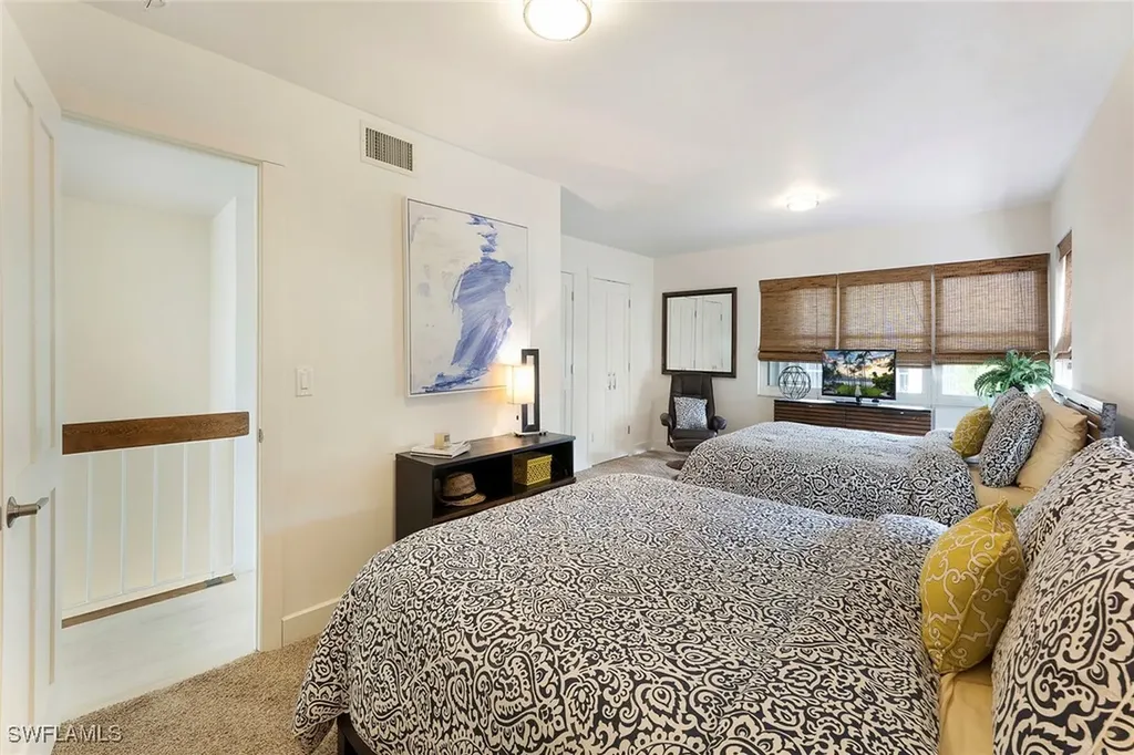 800 River Point Drive Naples FL 34102