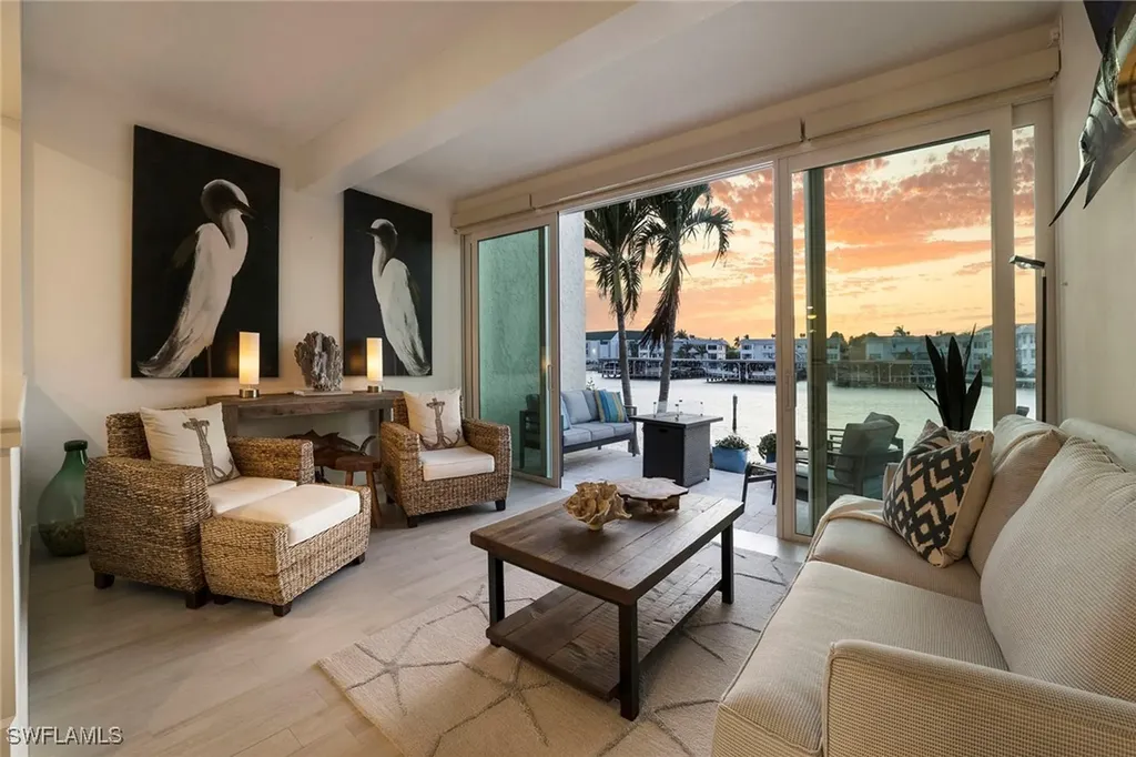 800 River Point Drive Naples FL 34102