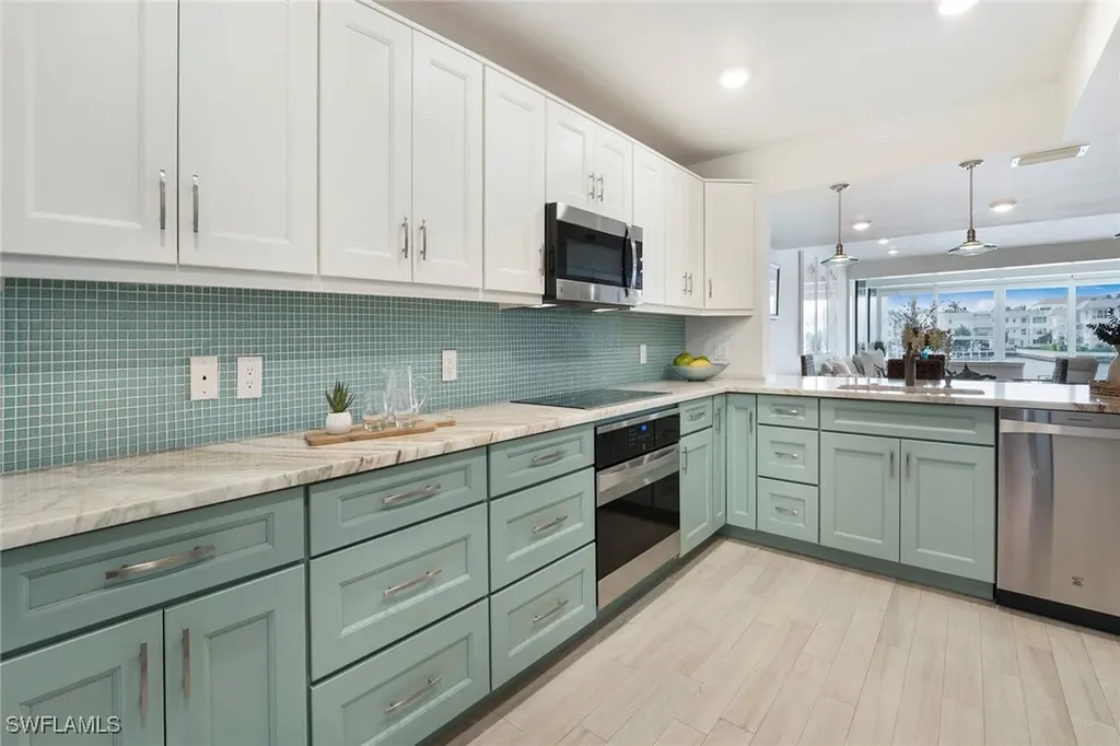 800 River Point Drive Naples FL 34102