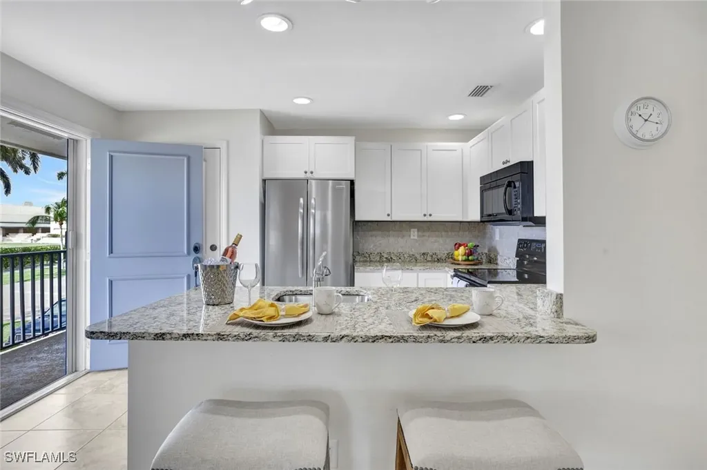 655 8th Avenue S Naples FL 34102