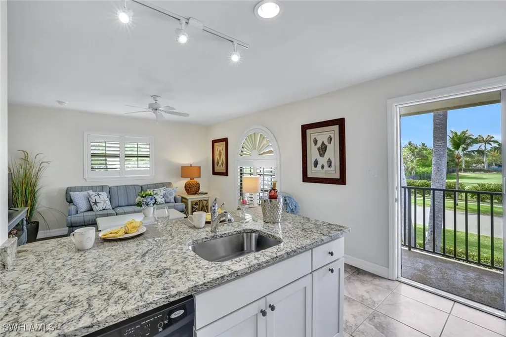 655 8th Avenue S Naples FL 34102