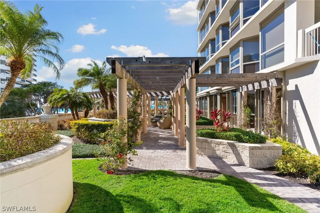 4021 Gulf Shore Boulevard N Naples FL 34103