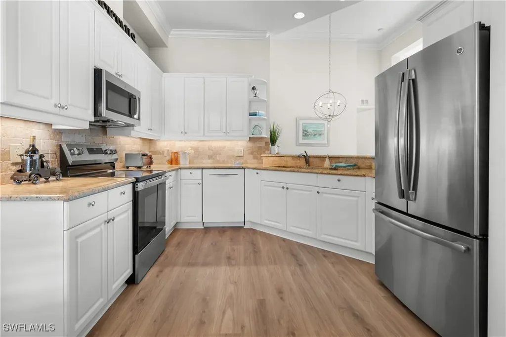1540 Clermont Drive Naples FL 34109