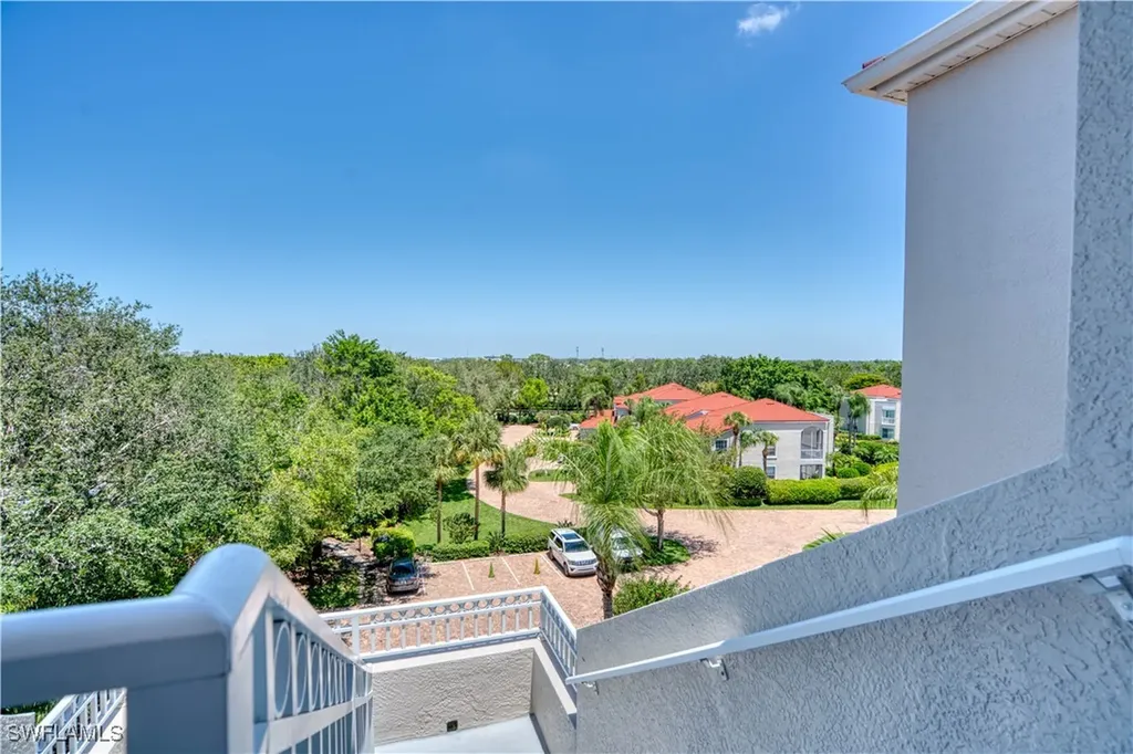 1540 Clermont Drive Naples FL 34109