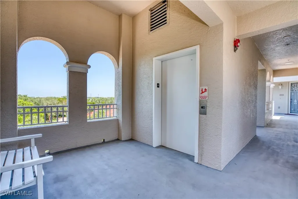 1540 Clermont Drive Naples FL 34109