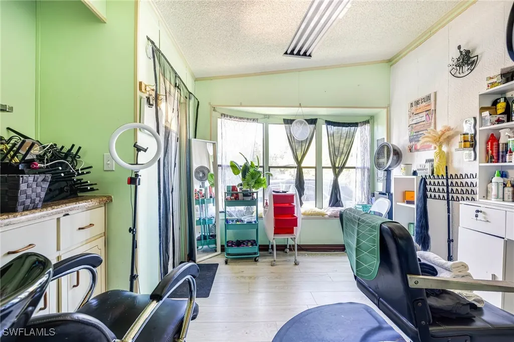 7627 Peyraud Drive North Fort Myers FL 33917