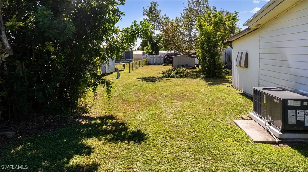 7627 Peyraud Drive North Fort Myers FL 33917