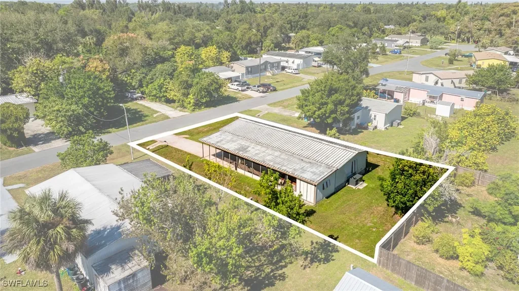 7627 Peyraud Drive North Fort Myers FL 33917