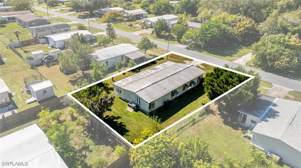 7627 Peyraud Drive North Fort Myers FL 33917