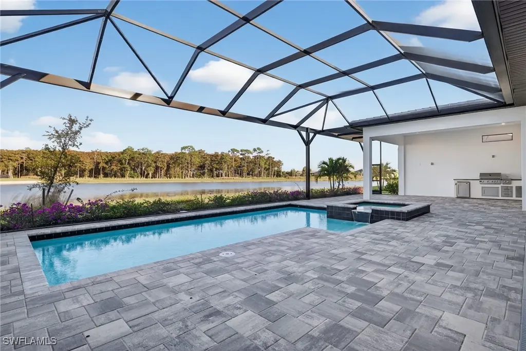 15428 Turin Drive Naples FL 34114