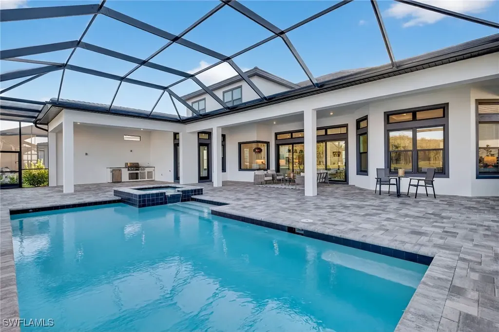 15428 Turin Drive Naples FL 34114