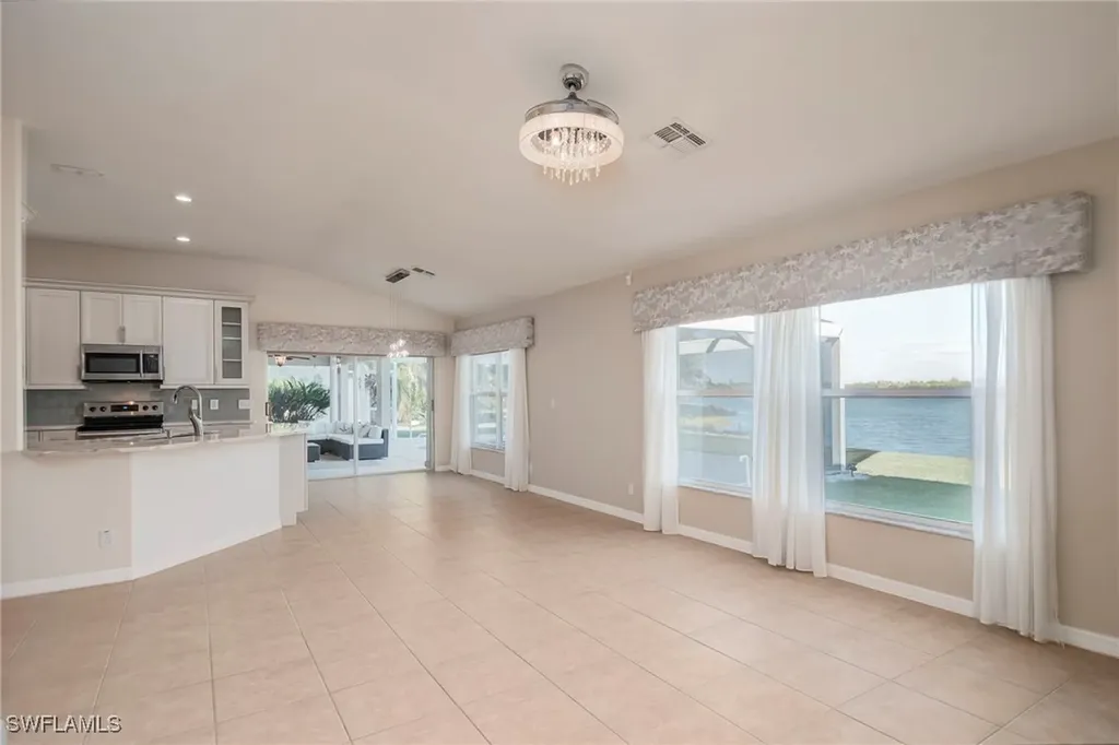 2250 Grove Drive Naples FL 34120