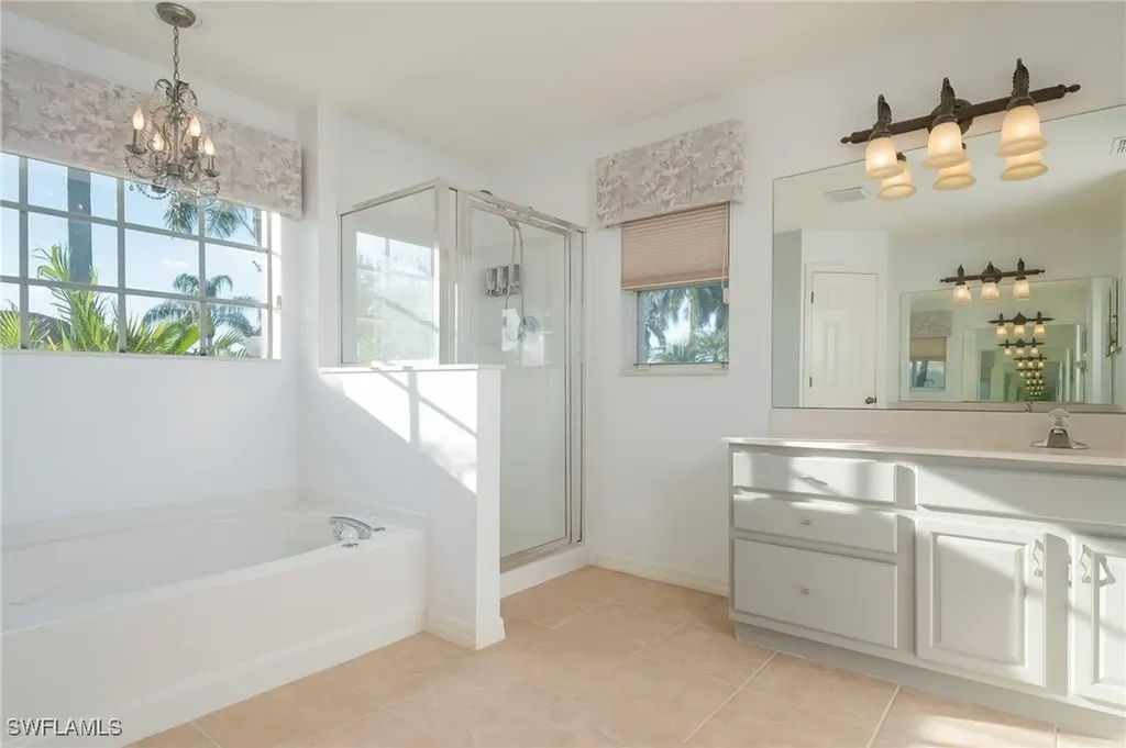 2250 Grove Drive Naples FL 34120