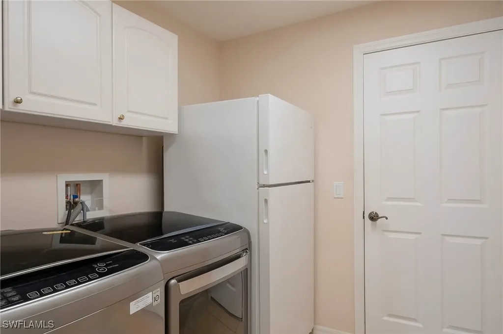 2250 Grove Drive Naples FL 34120