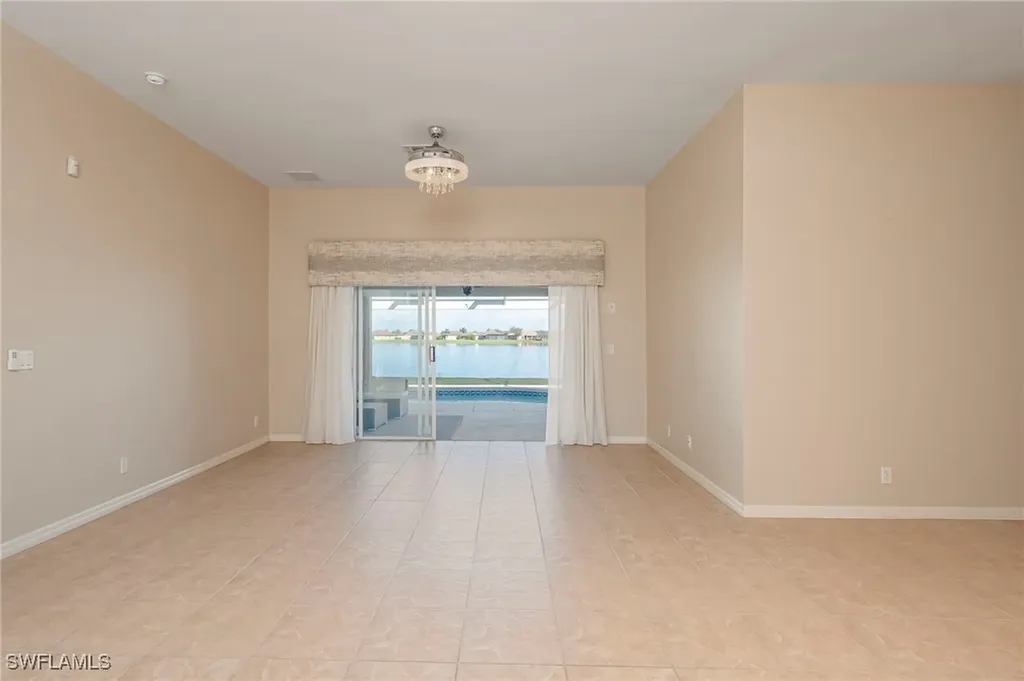 2250 Grove Drive Naples FL 34120