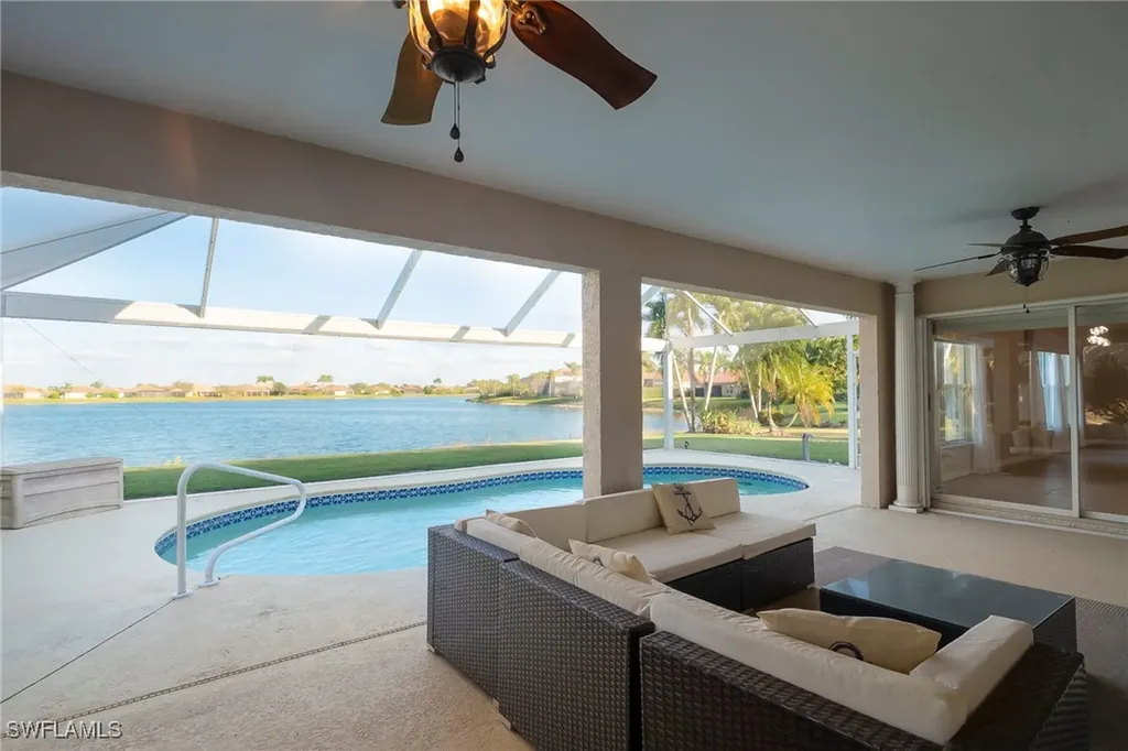 2250 Grove Drive Naples FL 34120