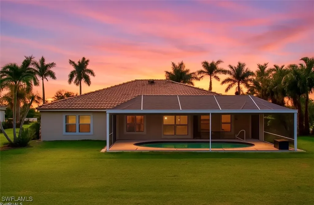 2250 Grove Drive Naples FL 34120
