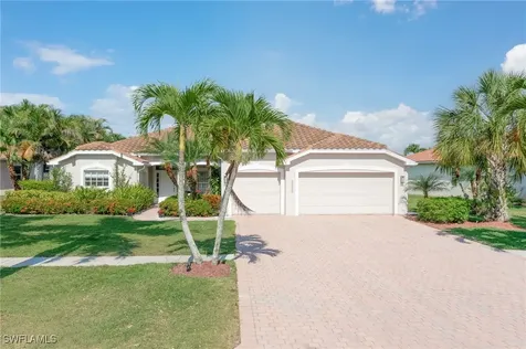 2250 Grove Drive Naples FL 34120