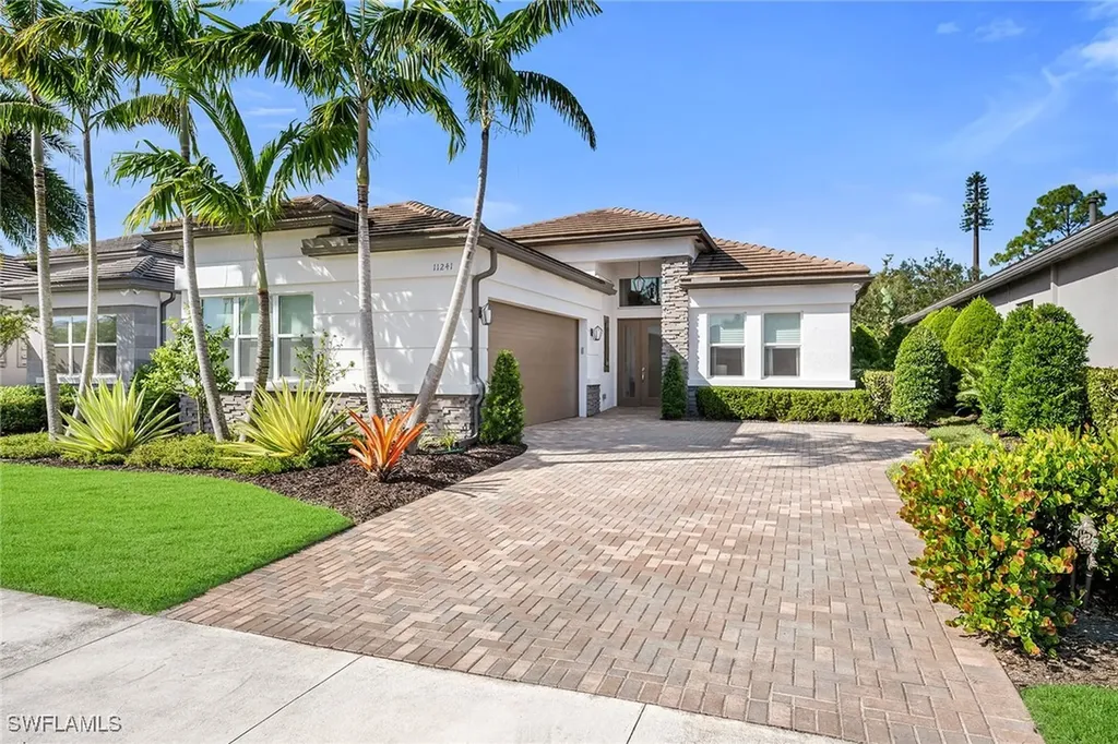 Naples FL, 11241 Daphne Court