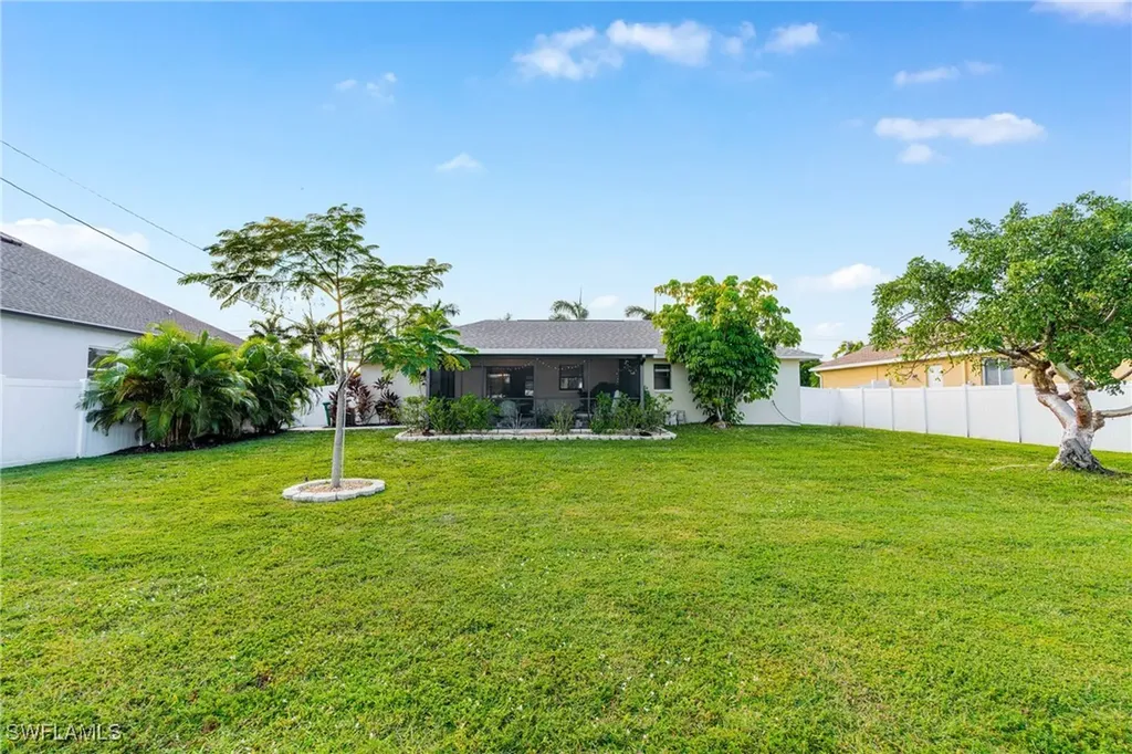 3601 Surfside Boulevard Cape Coral FL 33914