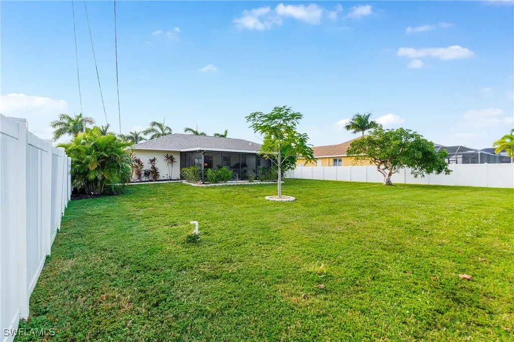 3601 Surfside Boulevard Cape Coral FL 33914