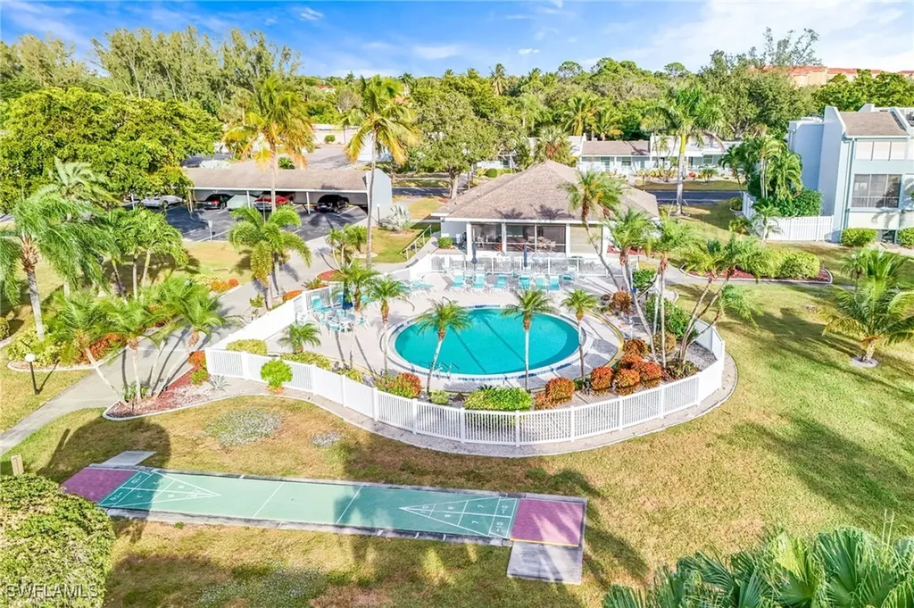 5959 Winkler Road Fort Myers FL 33919