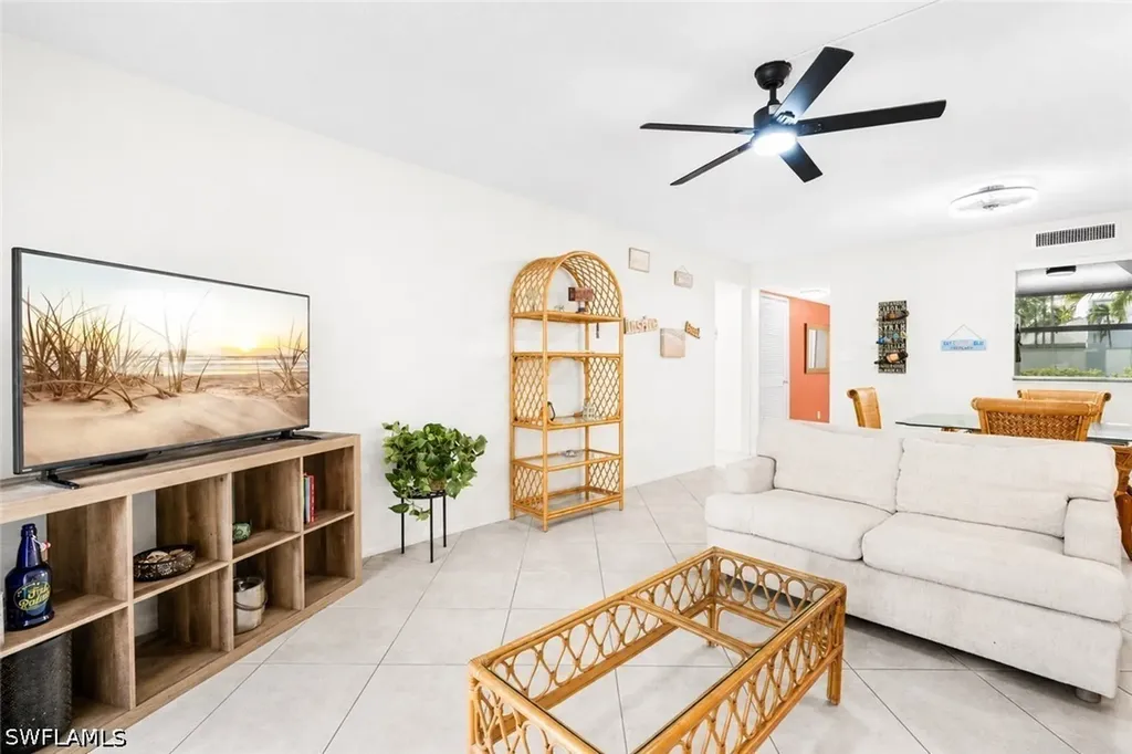 5959 Winkler Road Fort Myers FL 33919