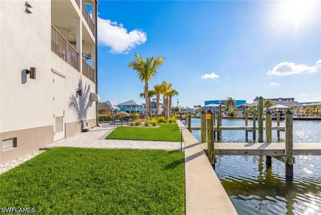 855 Lagoon Street Fort Myers Beach FL 33931